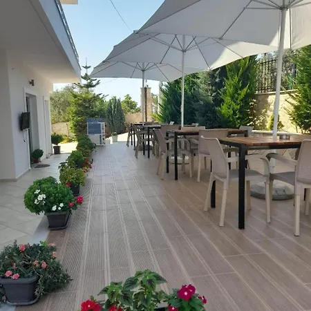 Pensjonat Ervin First Floor Ksamil