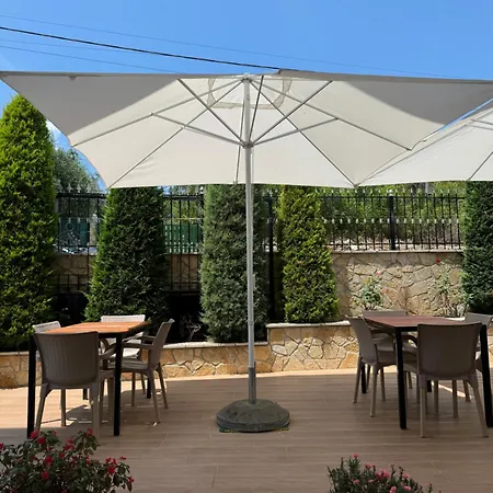 Ervin First Floor בית הארחה קסאמיל